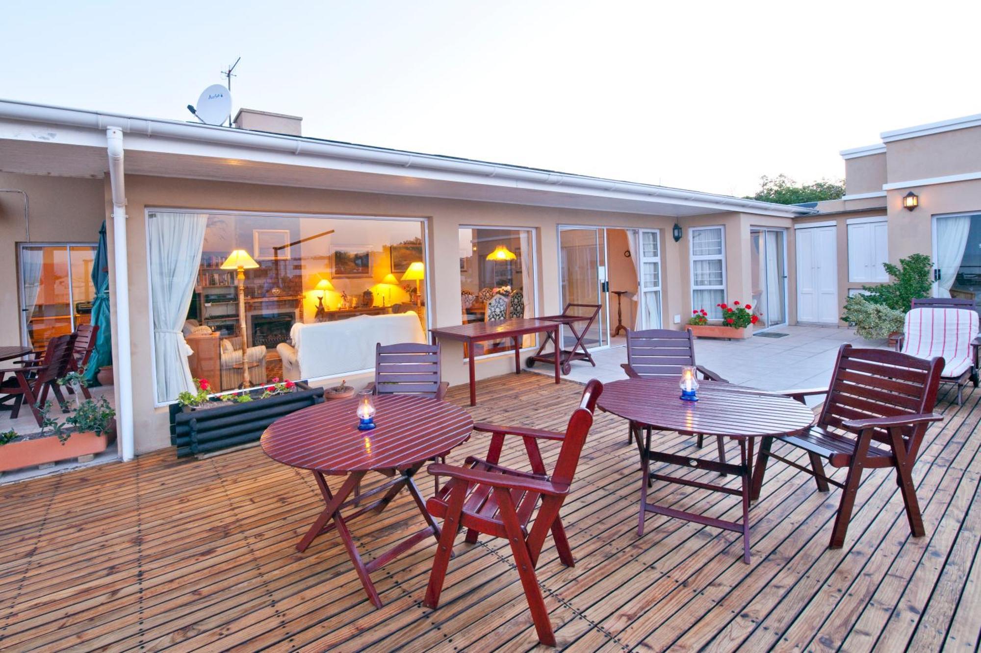 Dolphins' Playground Beachfront B&B Plettenberg Bay Exterior foto