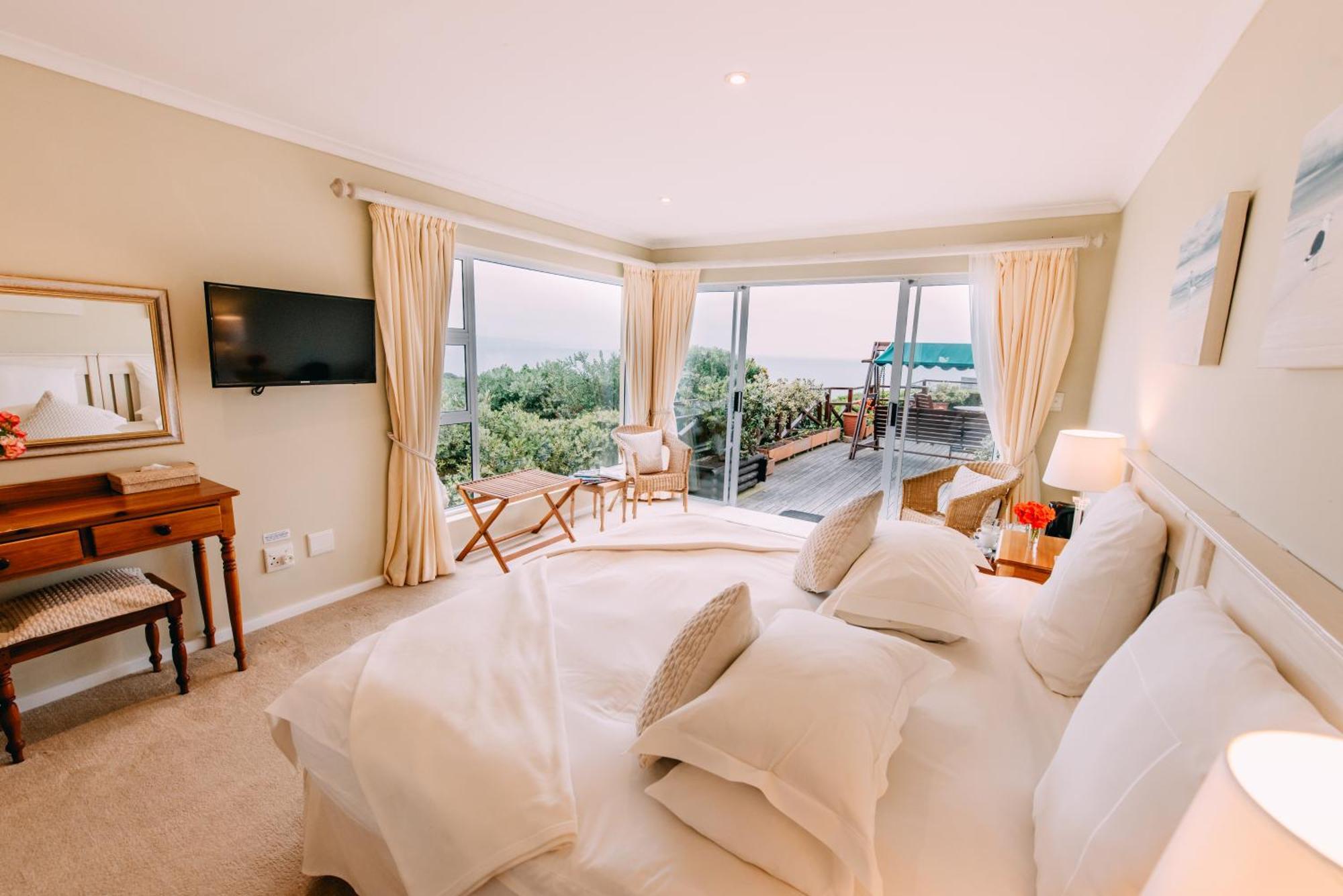 Dolphins' Playground Beachfront B&B Plettenberg Bay Quarto foto