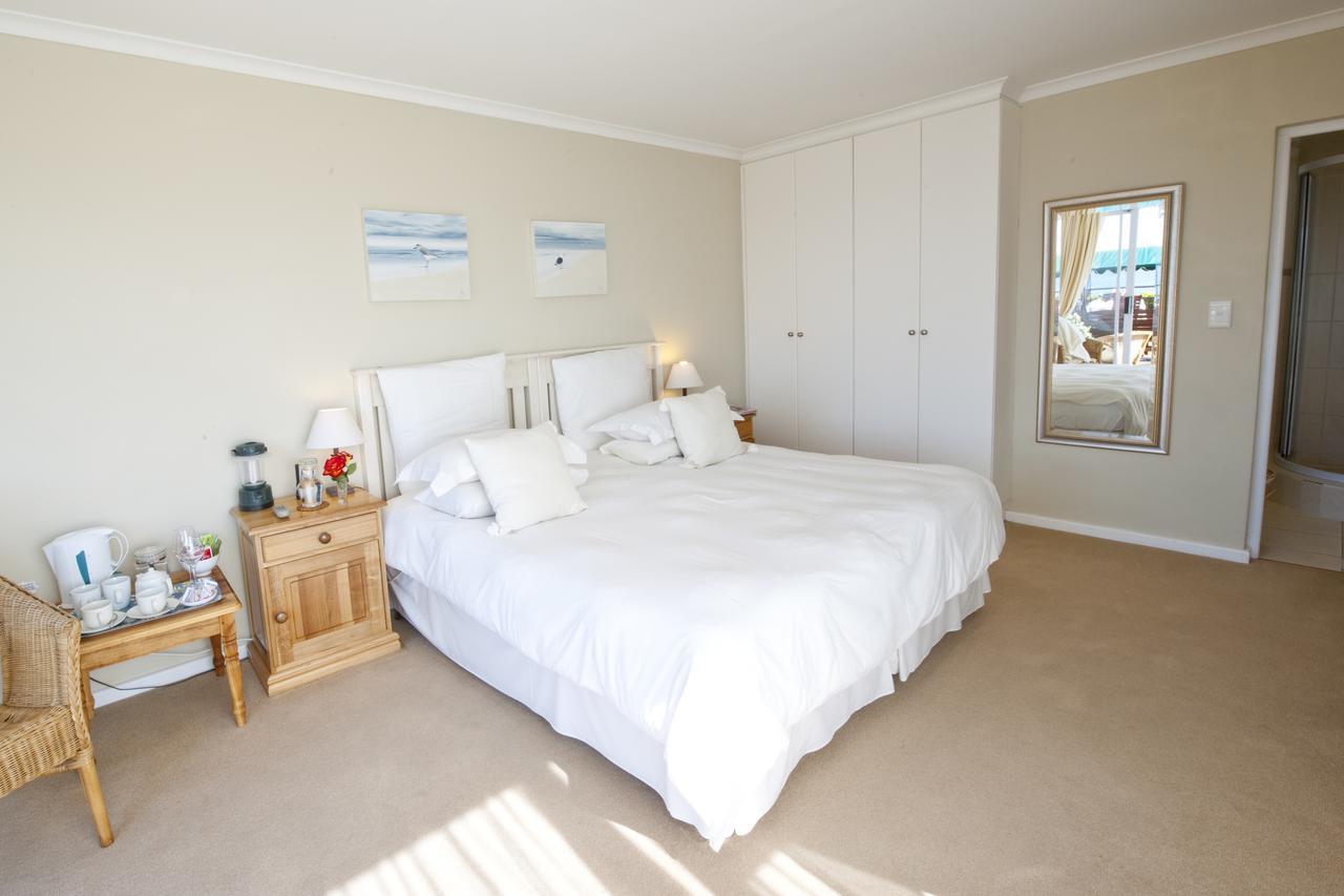 Dolphins' Playground Beachfront B&B Plettenberg Bay Exterior foto